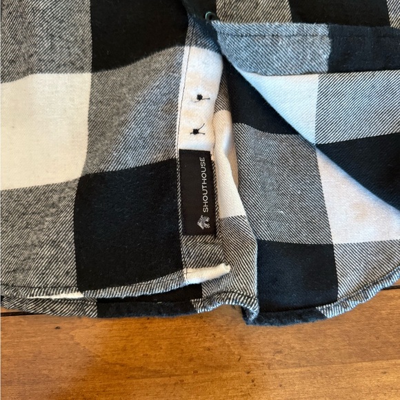 Men's SOUTHOUSE Black & White Flannel Long Sleeve Button Down Size Small - Picture 6 of 10